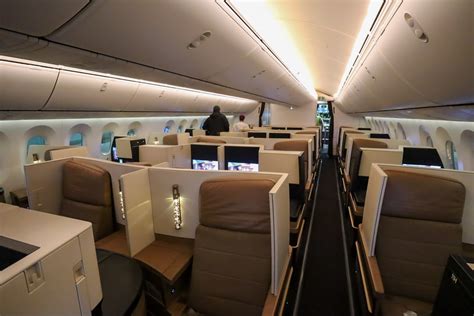 The Complete Guide to Etihad Airways Business .